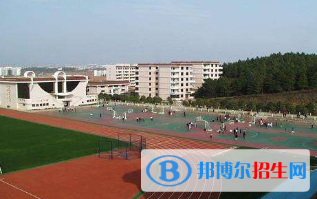 浙江2021年上中專學(xué)?？梢钥即髮W(xué)嗎