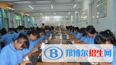 云南文山州財(cái)貿(mào)學(xué)校2021年招生簡(jiǎn)章
