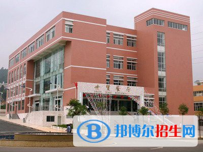 云南財經學校怎么樣，好不好