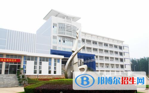 云南商務(wù)信息工程學(xué)校2021年招生錄取分數(shù)線