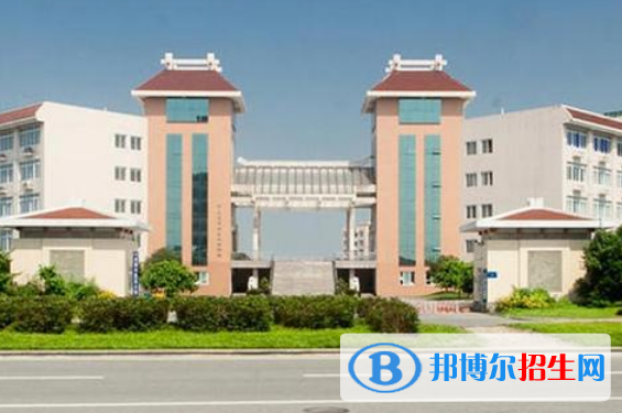 成都2021年高中畢業(yè)可以上中專(zhuān)學(xué)校嗎