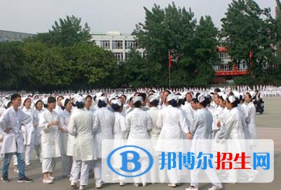成都華大醫(yī)藥衛(wèi)生學(xué)校2021年學(xué)費(fèi)、收費(fèi)多少
