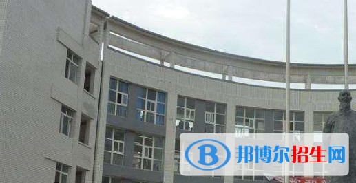 張瀾職業(yè)技術(shù)學(xué)校怎么樣、好不好