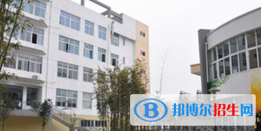 成都外語職業(yè)中專學(xué)校怎么樣、好不好