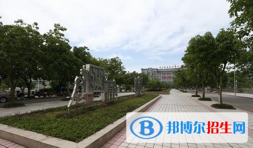 四川省東坡中等職業(yè)技術(shù)學(xué)校2021年學(xué)費(fèi)、收費(fèi)多少
