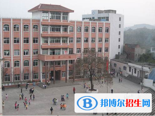 易門縣職業(yè)高級中學(xué)怎么樣，好不好