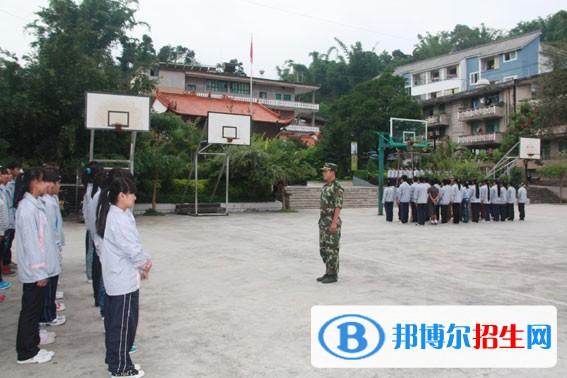 云南省思茅衛(wèi)生學(xué)校2021年學(xué)費(fèi)、收費(fèi)多少