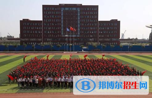昆明市財(cái)經(jīng)商貿(mào)學(xué)校怎么樣、好不好