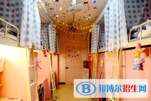 四川托普信息技術職業(yè)學院五年制大專2021年宿舍條件