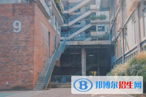 四川國(guó)際標(biāo)榜職業(yè)學(xué)院五年制大專(zhuān)學(xué)校2021年宿舍條件