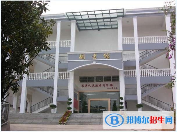 昆明工業(yè)職業(yè)技術學院五年制大專2021年招生辦聯(lián)系電話