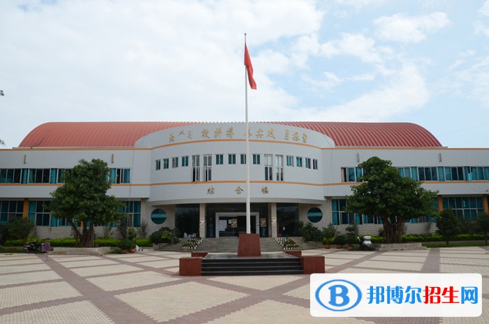 云南體育運(yùn)動(dòng)職業(yè)技術(shù)學(xué)院五年制大專2021年報(bào)名條件、招生要求、招生對(duì)象