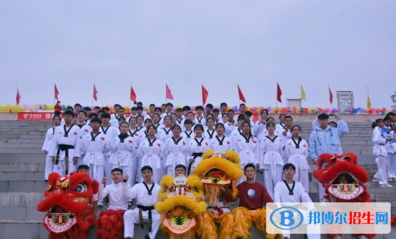 云南能源職業(yè)技術(shù)學(xué)院五年制大專(zhuān)2021年學(xué)校排名