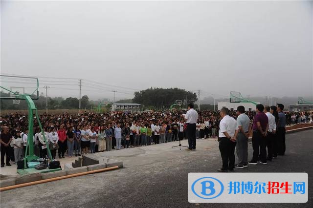 西雙版納職業(yè)技術(shù)學(xué)院五年制大專2021年錄取分數(shù)線