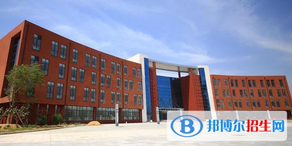 威海衛(wèi)生學(xué)校2021年招生簡(jiǎn)章