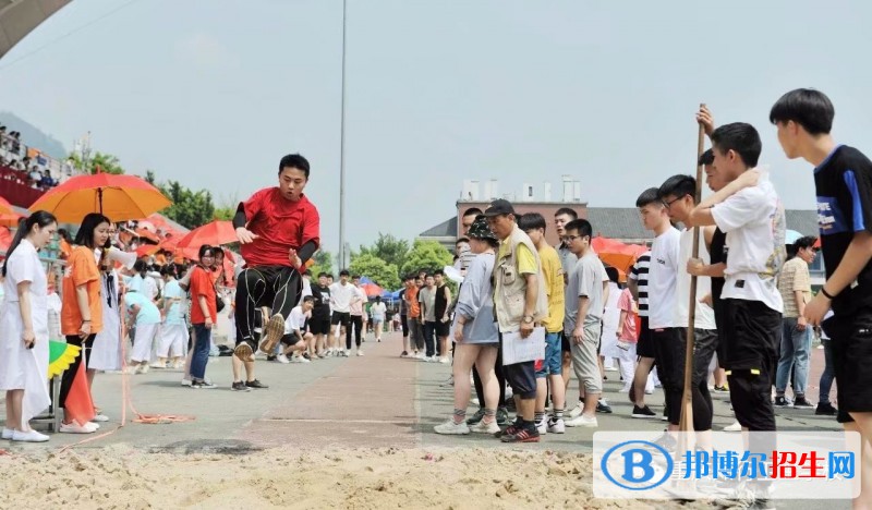 東營區(qū)職業(yè)中等專業(yè)學(xué)校2021年報(bào)名條件、招生要求、招生對(duì)象
