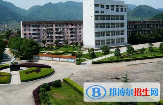  安化縣職業(yè)中專學(xué)校怎么樣、好不好