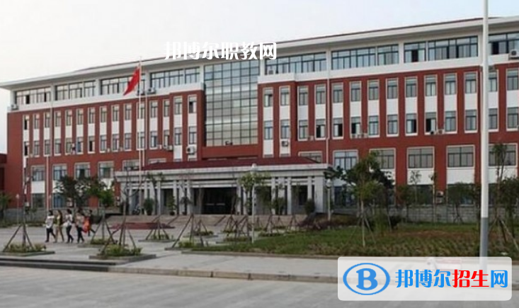 四川2021年高中畢業(yè)可以上中專(zhuān)學(xué)校嗎