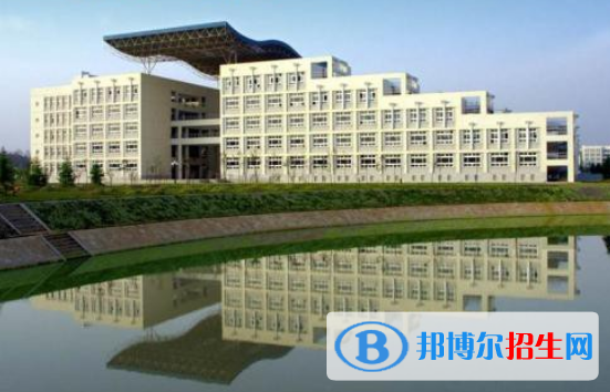 四川2021年初中畢業(yè)可以上中專學校嗎