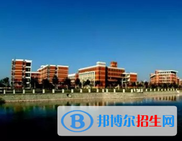 四川2021年中專學(xué)校學(xué)費(fèi)多少錢