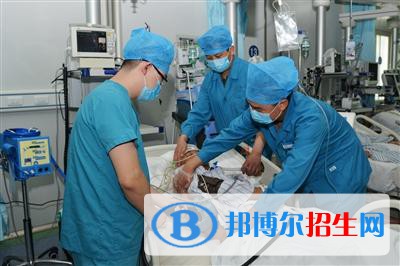 重慶2022年讀護(hù)理學(xué)?？梢钥即髮W(xué)嗎