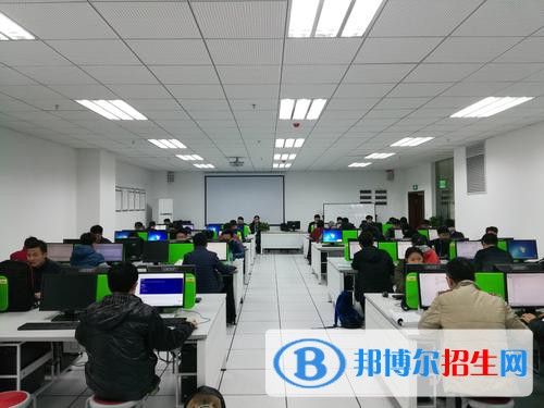 貴陽2021年計(jì)算機(jī)學(xué)校需要學(xué)習(xí)哪些知識