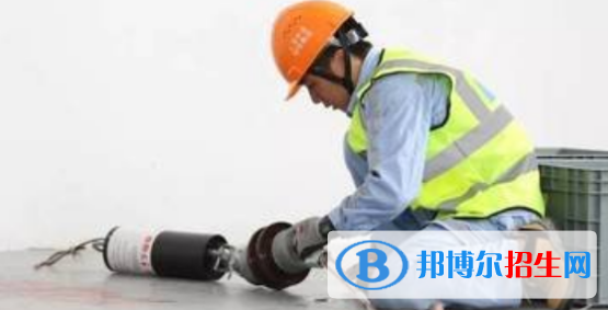 四川2021年男生中專學(xué)什么專業(yè)好找工作