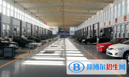 貴陽2021年男生讀汽修學校怎么樣
