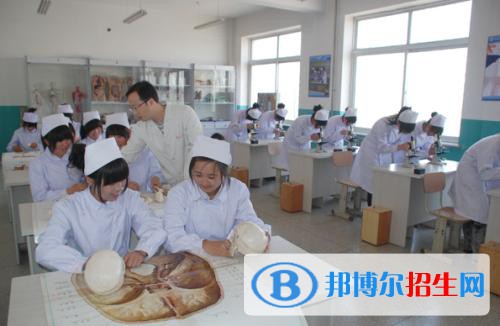 南京2021年衛(wèi)校讀出來(lái)是什么文憑