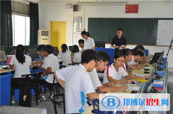 廣西2021年中專學(xué)?？梢钥即髮W(xué)嗎