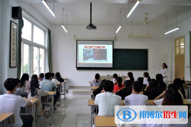 安徽2021年女生中專(zhuān)學(xué)什么好