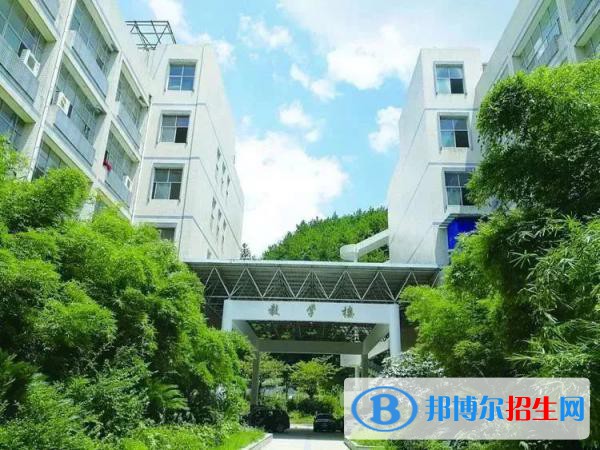 貴陽2021年適合女生的計算機學(xué)校