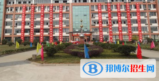 六安市鵬飛職業(yè)中專學(xué)校怎么樣、好不好
