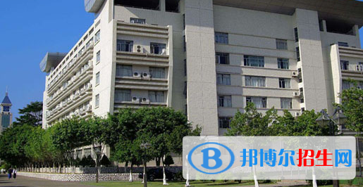 亳州現(xiàn)代科技藝術學校2021年宿舍條件 