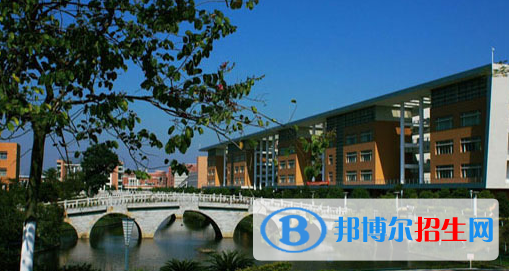 亳州現(xiàn)代科技藝術(shù)學(xué)校怎么樣、好不好