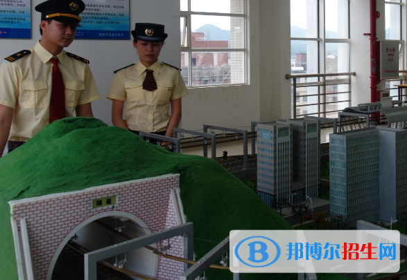 貴州2021年初中生讀什么軌道交通學(xué)校最好