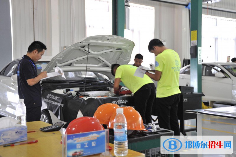 廣東2021年可以讀汽修學校的大專學校