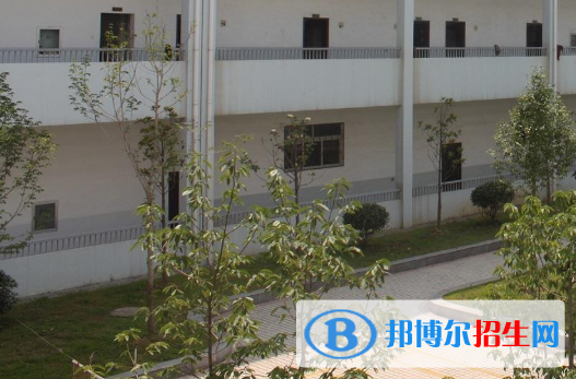 浙江2021年中專和高中有什么區(qū)別