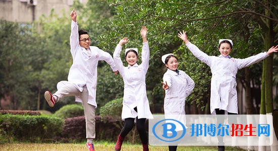 四川2021年護(hù)理學(xué)校好還是大專(zhuān)好