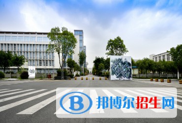 成都2021年中專(zhuān)文憑有用嗎