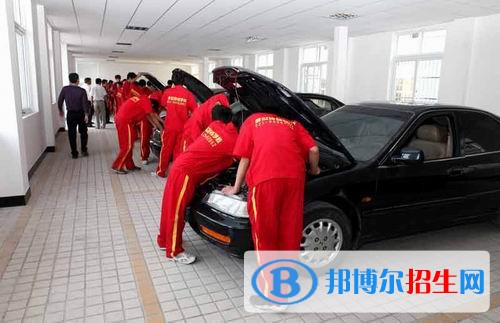 廣州2021年以汽修學(xué)校為王牌專(zhuān)業(yè)的大專(zhuān)學(xué)校有哪些