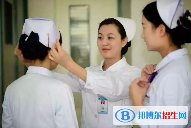 西安2021年中專衛(wèi)?？梢钥即髮? width=