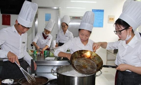 江蘇2021年女孩子中專學(xué)什么專業(yè)好