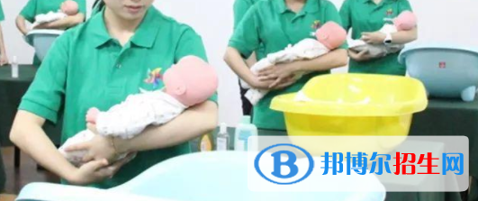 成都2021年護(hù)理學(xué)校有哪些專業(yè)最好