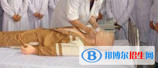 成都2021年護理學(xué)校有哪些專業(yè)好