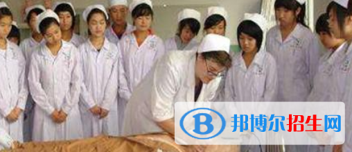 成都2021年女生可以讀護理學校嗎