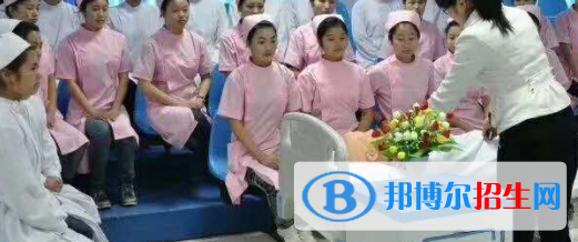 成都2021年護理學(xué)校什么專業(yè)比較好