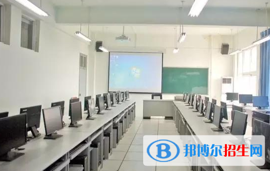 浙江2021年計算機學(xué)校一般讀幾年