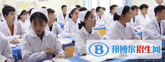 成都2021年護理學校的專業(yè)有哪些