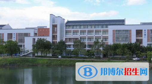 貴州2021年女孩子讀中專(zhuān)學(xué)什么好
